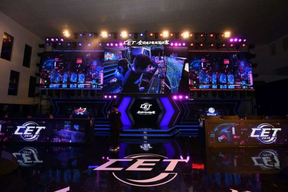 总额以符合 总额以符合