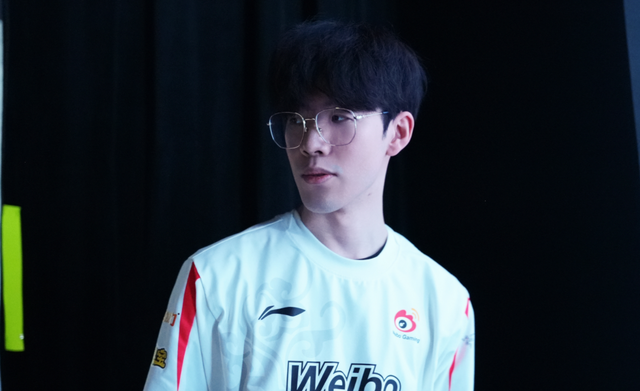 戴杯纳达尔救盘点力克沙波西班牙胜加拿大夺冠.