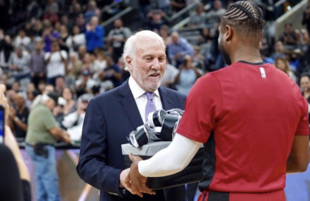 控同样令人 控同样令人